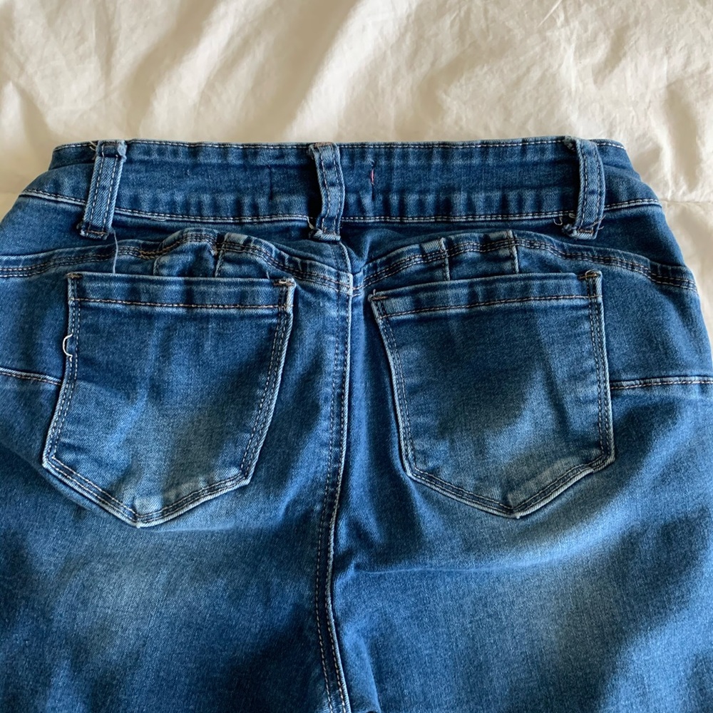 🛍2/$10: Blue Ripped Jeans - Picture 6 of 7